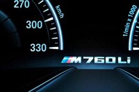 Zippy Luxury Sedans Image 8