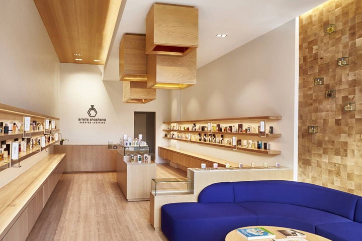 Immersive Fragrance Boutiques