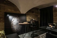 Immersive Underground Dining Concepts Image 3