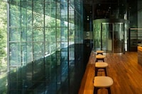 Stately Glass Case Cafes Image 3