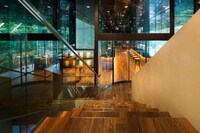 Stately Glass Case Cafes Image 8