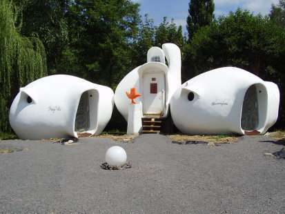 38 Eye-Opening Exhibits