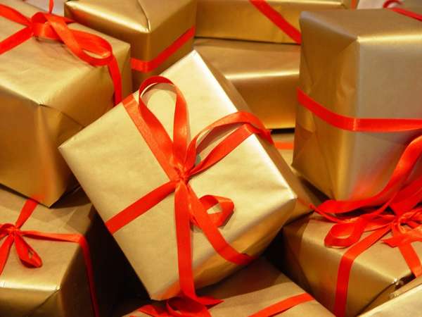 14 Unusual Ways to Wrap Your Holiday Gifts