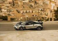 Advanced Italian Supercars Image 8