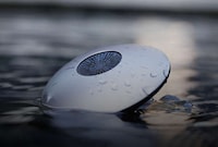 Wireless Levitating Speakers Image 6