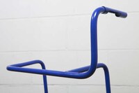 Smartphone-Charging Chairs Image 3