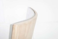 Smartphone-Charging Chairs Image 4