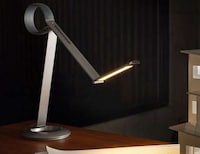 Fluidly Flexible LED Lamps Image 4