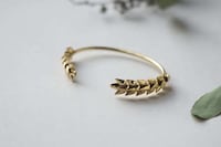 Floral 3D-Printed Jewelry Image 3