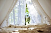 Eco-Friendly Glamping Cabins Image 6