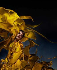 Conceptual Outerwear Editorials Image 2