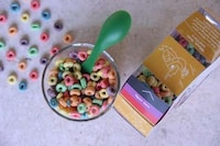 Polygonal Cereal Packaging Image 4