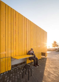 Wall-Integrated Cafe Seating Image 4