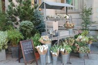 Designer Retail Farmers Markets Image 2