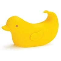 Infant-Friendly Spout Covers Image 3