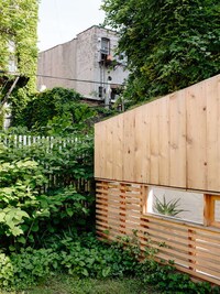 Modern Garden Retreats Image 3