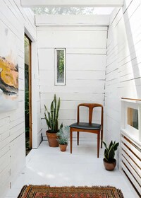 Modern Garden Retreats Image 5