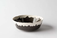 Uniquely Formed Porcelain Dishes Image 5