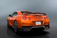 Noise-Cancelling Supercars Image 2