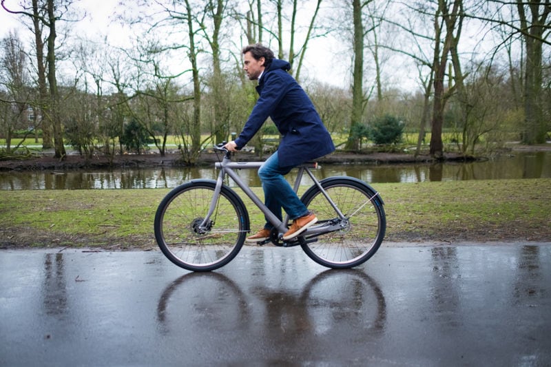 Internet-Connected E-Bikes