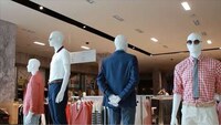 Forward-Thinking Fashion Retailers Image 5