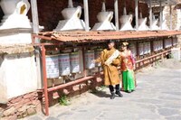 Travelling Newlywed Photography Image 8