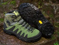 Breathable Waterproof Clothing Image 5