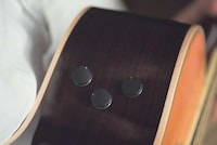 Tone-Boosting Guitars Image 3