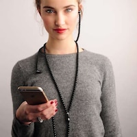 Costume Jewelry Headphones Image 3