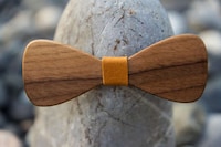 Walnut Bow Tie Accessories Image 2
