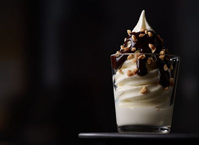 Customizable Fast Casual Desserts