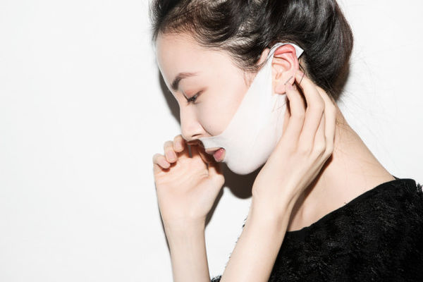 50 Illuminating Face Masks