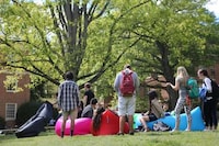 Portable Inflatable Couches Image 5