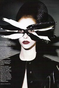 Masked Chiaroscuro Editorials Image 7