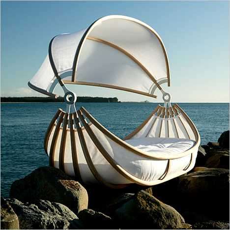 23 Luxury Nursery Items and Strollers
