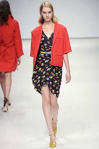 Red Runway Fashion Image 6