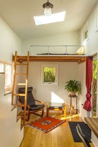 Light-Bathed Tiny Homes Image 2