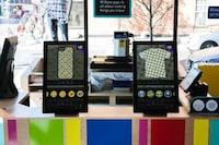 Branded Emoji-Themed Pop-Ups Image 3