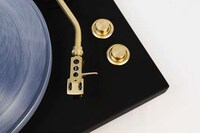Hyper-Connected Wireless Turntables Image 4