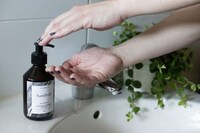 Scandinavian Design Cosmetic Packaging Image 4