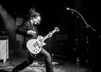 Tone-Tweaking Guitar Attachments Image 2