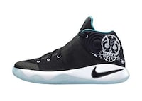 Motion-Promoting Shoes Image 3