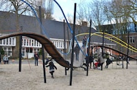 Roller Coaster-Themed Playgrounds Image 5
