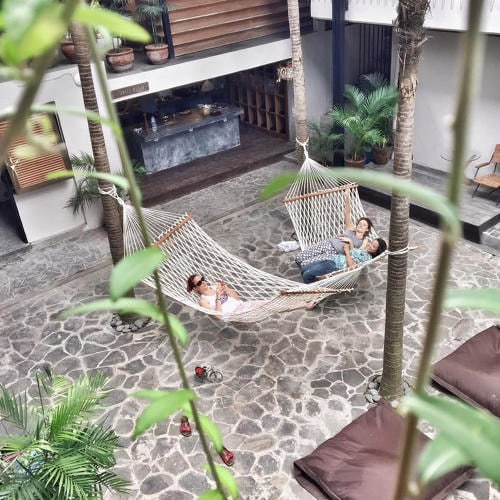 Co-Living Nomad Projects