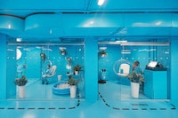 Futuristic Car Wash Displays Image 5