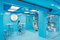 Futuristic Car Wash Displays Image 6