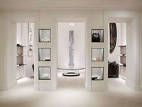 Designer Brownstone Boutiques Image 2