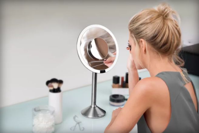 Smart Beauty Mirrors