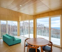Towering Coastline Cabins Image 7