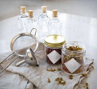 Artisanal Sauce-Making Kits Image 2